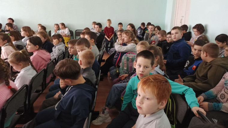 "Снятие блокады Ленинграда". 2А класс.